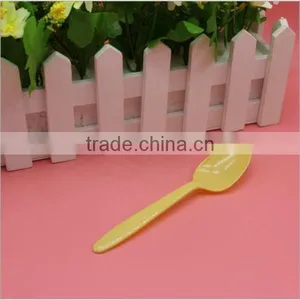 Food Grade Yellow Disposable Plastic Spoons,custom Wholesale Disposable Plastic Spoons Supplier in CHINA,custom Plastic Spoons thumbnail-1