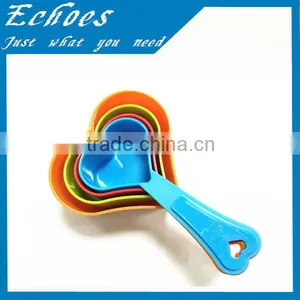 Heart Shape Colorful Measuring Cups thumbnail-1