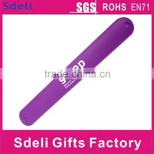 Cheap Custom Printed High Quality Silicone Snap Bracelets thumbnail-1