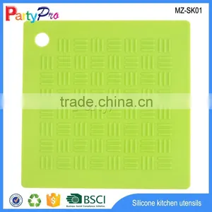 2015 New China Promotion Product, Eco-friendly, FDA and LFGB Certificated, Kitchen Silicone Heat-resistant Mat thumbnail-1
