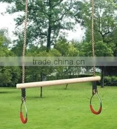 Wooden Ring Trapeze thumbnail-1