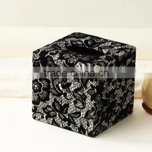 Handmade Embroidery Tissue Box Wholesale thumbnail-1