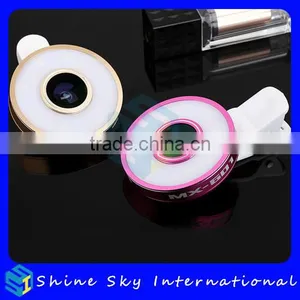 Universal 3 in 1 Smartphone Camera Wide Angle/Marco/Fisheye Lens With Selfie Light thumbnail-4