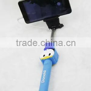Selfie Stick With Bluetooth Shutter Button thumbnail-4