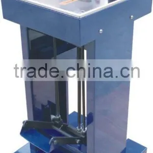 V-nailer Picture Frame thumbnail-1