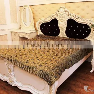 HAND EMBROIDERED BLANKET WITH PILLOW CASES, SOFT, BREATHABLE WITH ELEGANT DESIGNS AND COLORS thumbnail-2
