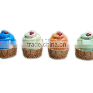 Icecream Candle Holder thumbnail-1