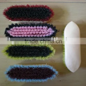 Horse Dandy Brush thumbnail-1