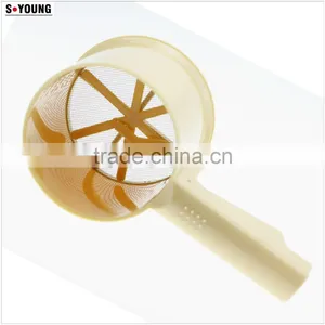 41053 Fashional Cake Baking Tools Hand Operated Plastic Flour Sifter thumbnail-2