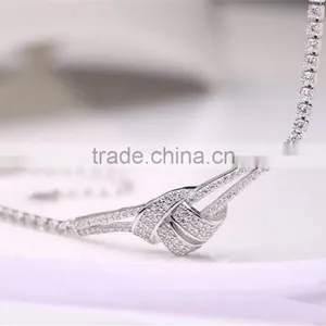 Latest Design 925 Sterling Silver Love Knot Bracelet thumbnail-3