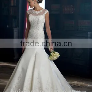 White Round Neck Sleeveless Embroidery Designs for Wedding Dress thumbnail-1