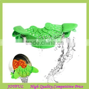 Universal Size Fit Most Pans Clip-on Green Silicone Pasta Strainer thumbnail-1