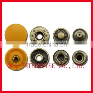 Snap Button With Plastic Surface thumbnail-1