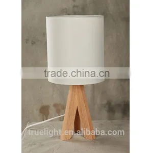 Hot Saled Wooden E27*1 Table Lamp, Fabric /cloth Small Desk Light thumbnail-5