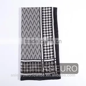 Big Sqaure Scarf With Placement Print, Unisex Fashion, BSCI and Sedex thumbnail-2
