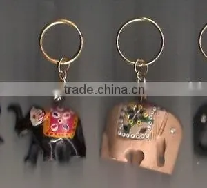 Wooden Keychains Wholesale thumbnail-1