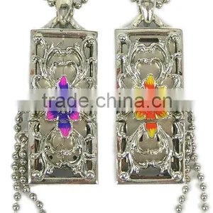 Metal Flower Jewelry 8GB Rhinestones USB Flash Drive With Chain for Valentines Gift thumbnail-1