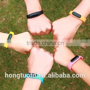 China Cheap Low Energy Waterproof Smart Bracelet Pedometer Intelligent Wrist Band Fitness Customized Oem Silicone TPU Wristband thumbnail-2