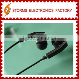 Fashionable Earphones and Headphone for Mp3,Mp4 thumbnail-1