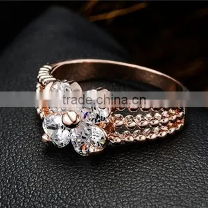 Wholesale Fashion Jewelry Gold/silver Clear Crystal Luxury Wedding Piston Ring thumbnail-2