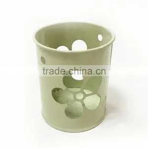 Small Easter Pail Tin With Wire Handle thumbnail-4