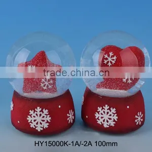 Hot Selling Polyresin 100mm Heart Waterglobe thumbnail-1