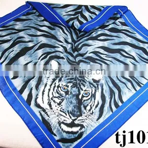China Factory Manufacturing Black Skull Bandana With Printed Spider and Web thumbnail-6