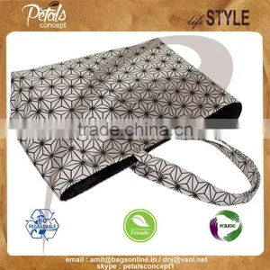 Canvas Tote Bag With Japanese Culture Floral Print thumbnail-2