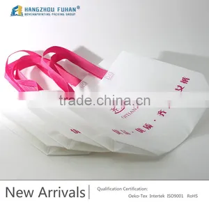 Custom Foldable White Shopping Bag thumbnail-1