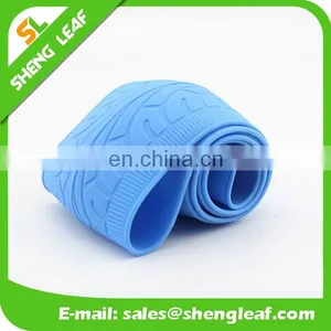 Professional Different Color Car Silicone Steering Wheel Cover for Girl thumbnail-6