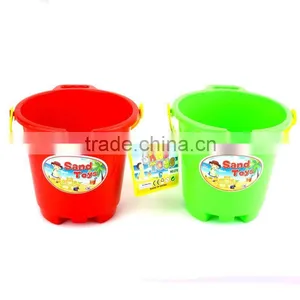 Plastic Round Beach Bucket thumbnail-1