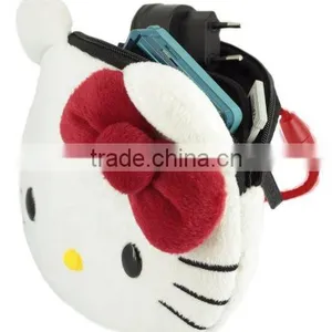 NEW Game Traveller Hello Kitty Plush Carry Bag thumbnail-2