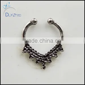 Heart Shape Fashion Septum Clicker Hoop Nose Rings thumbnail-3