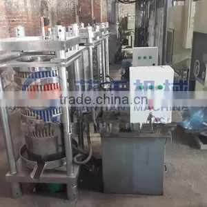 A Kind of the Olive Fruit Oil Squeezed Into Oil Machine / Olive Oil Press Machine thumbnail-1
