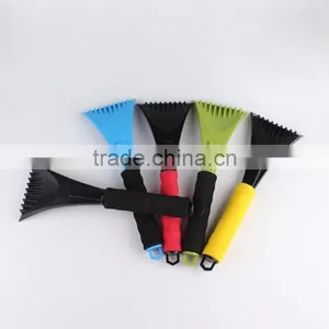 Ultra Durable and Scratch-free Chisel Blade With Foam Grip Ice Scraper thumbnail-6