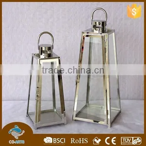 Mini Decorative Clear Glass Metal Lantern Stand thumbnail-1