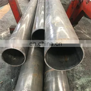 Hot Rolled ASTM A105 Black Carbon Iron Seamless Pipe thumbnail-6