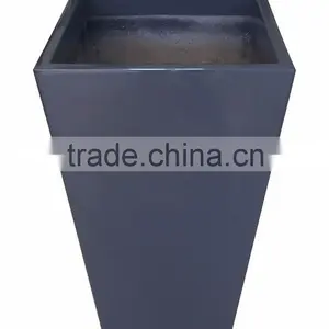 FIBERGLASS PLANT POT thumbnail-1