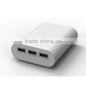 3 USB Ports Charger thumbnail-1