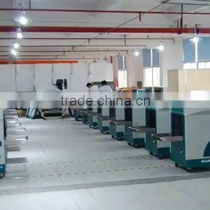 Small Size X-Ray Baggage Screening Machine thumbnail-1