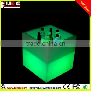 Rechargeable Light up Plastic Cube Ice Bucket With LED Rgb Lamp thumbnail-1