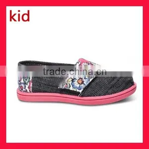 Wholesale Baby Canvas Casual Shoes For Kids 0-4 Years Old Beautiful Flower Design thumbnail-1