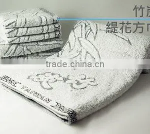 Bamboo Charcoal Face Square Towel thumbnail-1