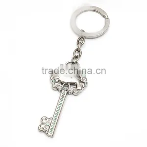 High Quality Low Price Hot Sale Diamond Crystal Keychain thumbnail-2