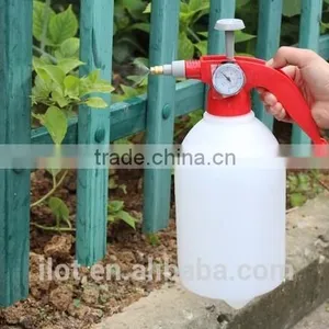 2L Mini Pressure Sprayer With Pressure Gauge and Safety Valve thumbnail-2