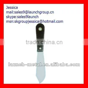 Plastic Handle Scraper thumbnail-1