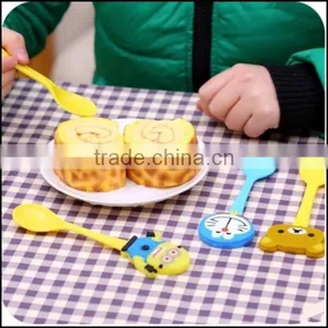 2015 Wholesale High Quality FOOD GRADE Plastic Spoons With Cartoon Decrotion Supplier thumbnail-3