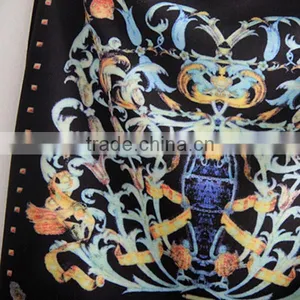 Hot Selling Ladies High Quality Pencil Polyester Printed Shiny Mini Skirt thumbnail-4