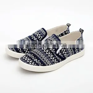 2017 Spring Light China Canvas Shoes Men Casual Shoe China Supplier thumbnail-5