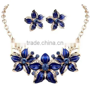 Zm33250a Wholeale Fashion Necklace Earrings Set Simple Flower Design Jewelry Set Women thumbnail-1